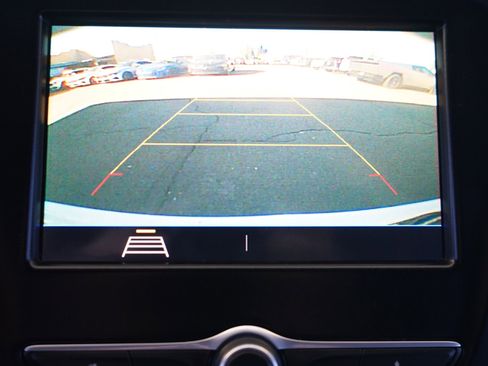 Used 2021 Chevrolet Equinox LT image 16