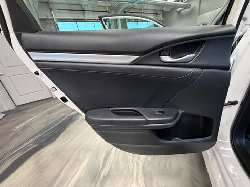 Used 2018 Honda Civic EX-L image 47