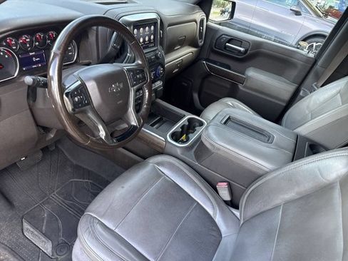 Used 2019 Chevrolet Silverado 1500 LT Trail Boss AWD/4WD image 12
