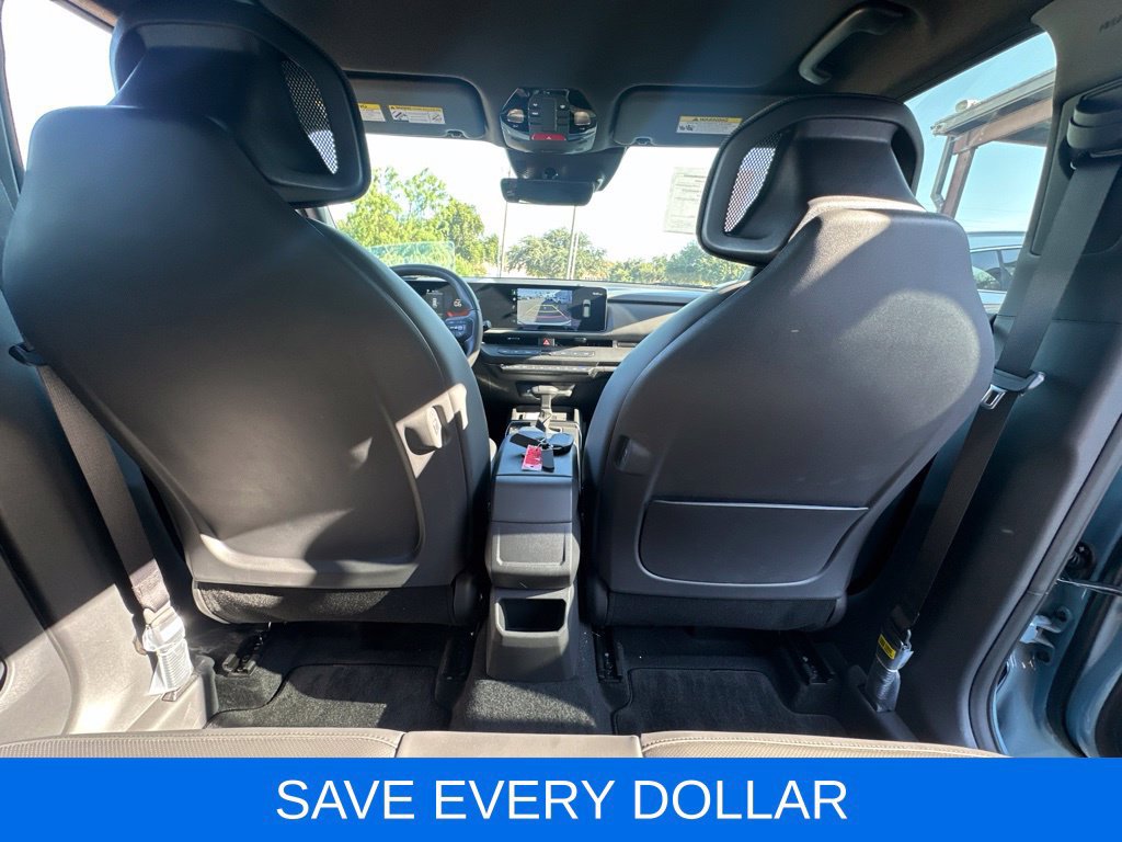 Used 2027 Kia Seltos X-Line S AWD/4WD image 19