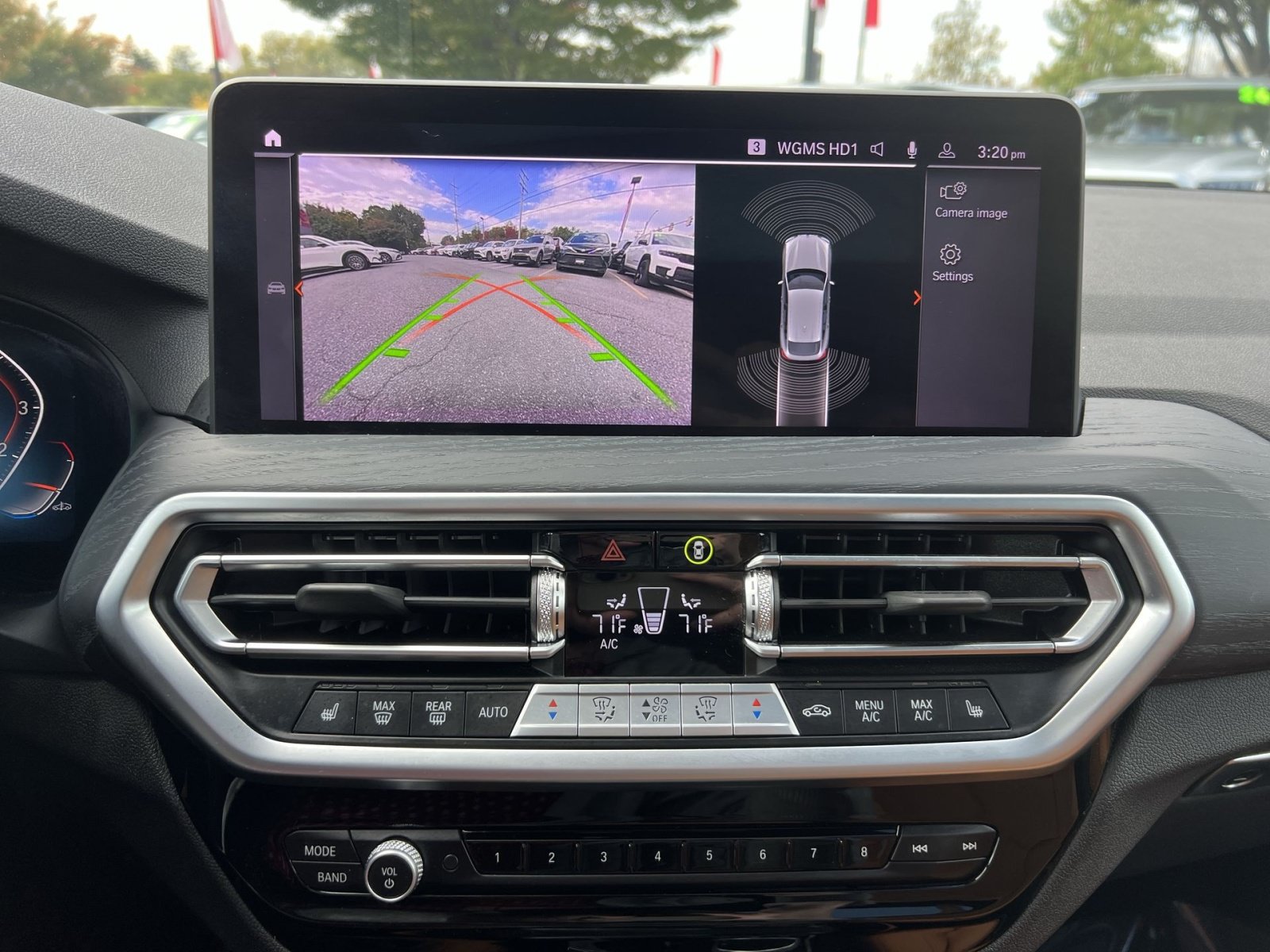 Used 2024 BMW X4 xDrive30i w/ M Sport Package AWD/4WD image 19
