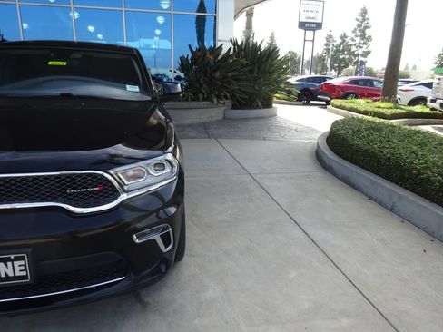 Used 2021 Dodge Durango SXT w/ 3rd Row Seating Group RWD image 33