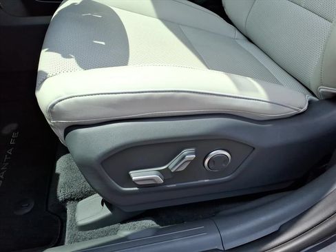 Used 2025 Hyundai Santa Fe SEL AWD/4WD image 19