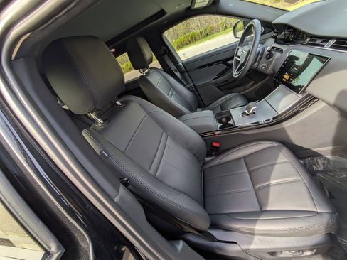 Certified 2025 Land Rover Range Rover Evoque S AWD/4WD image 30