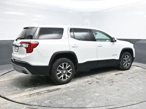 Used 2023 GMC Acadia SLE image 7
