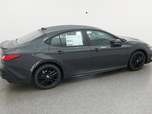 New 2026 Toyota Camry SE image 10