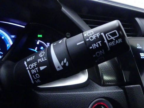 Used 2017 Honda Civic EX image 19