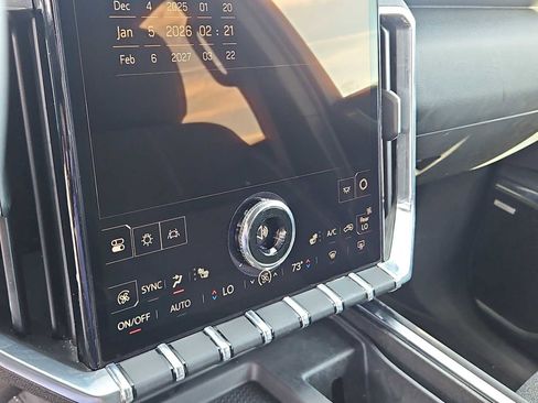 Used 2025 GMC Acadia Elevation image 24