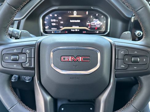 Certified 2025 GMC Sierra 1500 AT4 image 24