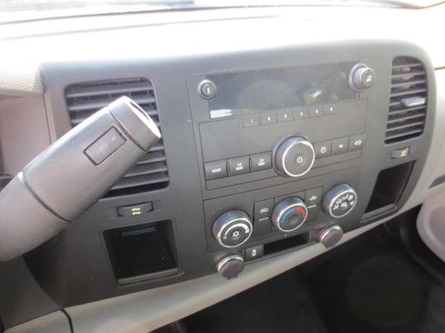 Used 2012 Chevrolet Silverado 1500 W/T image 11