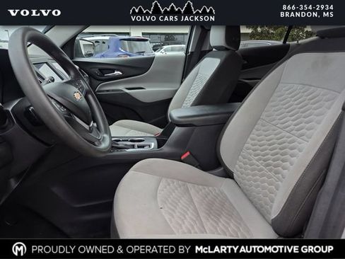 Used 2021 Chevrolet Equinox LS w/ LS Convenience Package FWD image 13