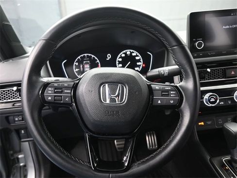 Used 2025 Honda Civic Sport image 9