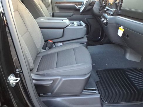 New 2026 GMC Sierra 1500 Elevation image 8