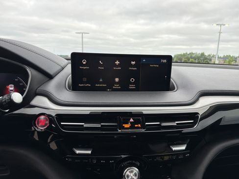Certified 2023 Acura MDX FWD w/ Technology Package image 23