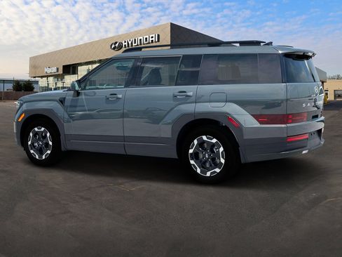 Used 2025 Hyundai Santa Fe SEL image 4