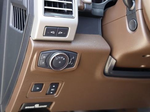 Used 2019 Ford F250 King Ranch w/ King Ranch Ultimate Package AWD/4WD image 29