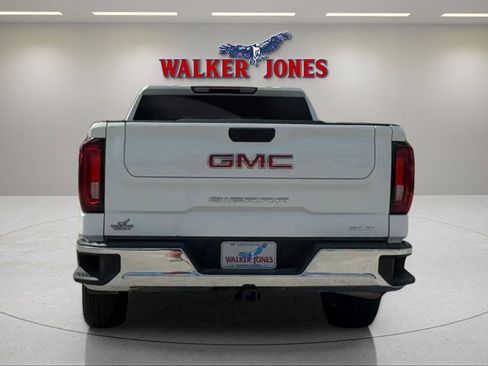 Used 2025 GMC Sierra 1500 SLT image 4