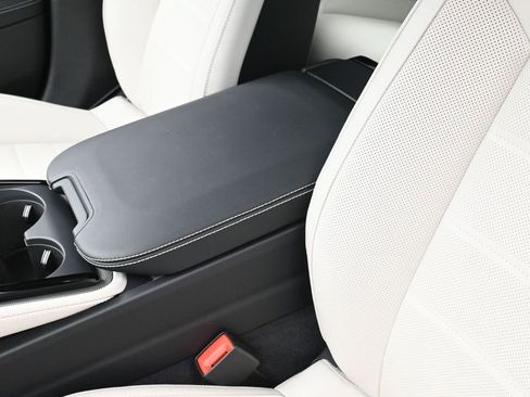 Certified 2026 Porsche Panamera image 20