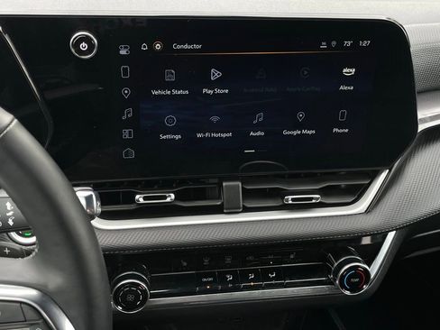 Used 2025 Chevrolet Equinox LT image 17