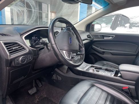 Used 2019 Ford Edge SEL w/ Equipment Group 201A image 7