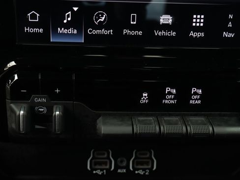 Used 2025 RAM 1500 Big Horn AWD/4WD image 37