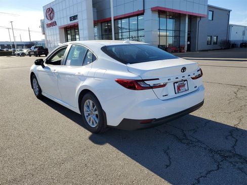 New 2026 Toyota Camry LE image 3