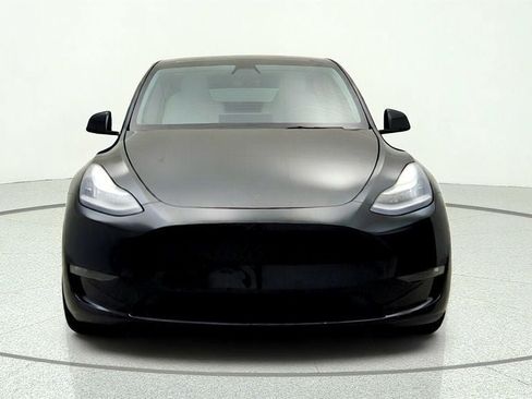 Used 2021 Tesla Model Y Long Range AWD/4WD image 2
