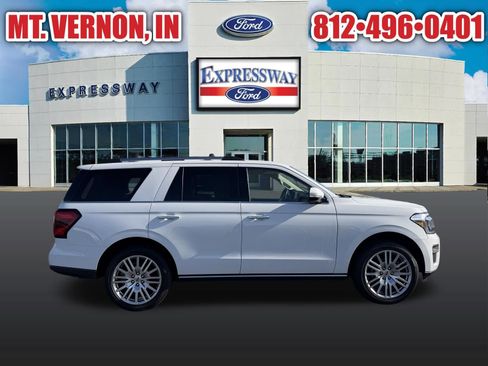 Used 2024 Ford Expedition Limited AWD/4WD image 5