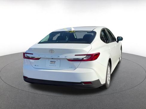 Used 2025 Toyota Camry LE image 15