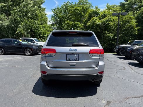 Certified 2016 Jeep Grand Cherokee Limited AWD/4WD image 5