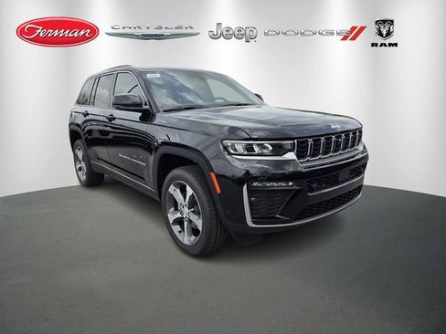 New 2026 Jeep Grand Cherokee Limited w/ Luxury Tech Group II image 1