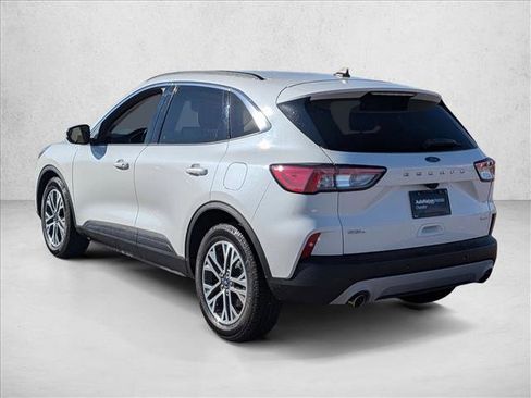 Used 2020 Ford Escape SEL image 7