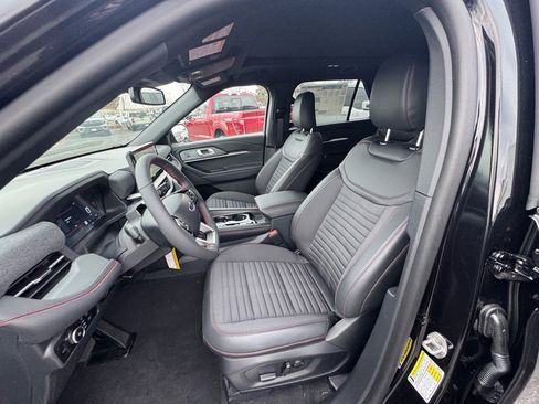 New 2026 Ford Explorer ST-Line w/ ST-Line Street Pack image 15