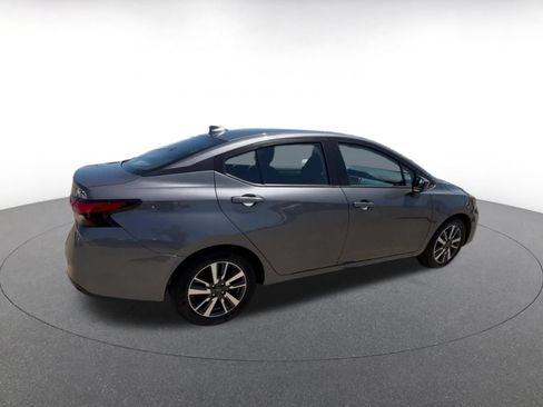 Used 2025 Nissan Versa SV FWD image 14