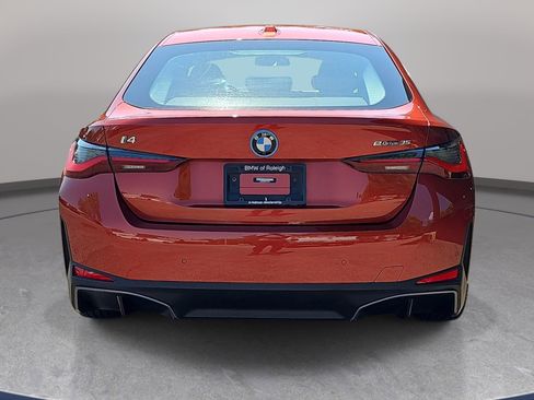 Used 2023 BMW i4 eDrive35 w/ Premium Package RWD image 6