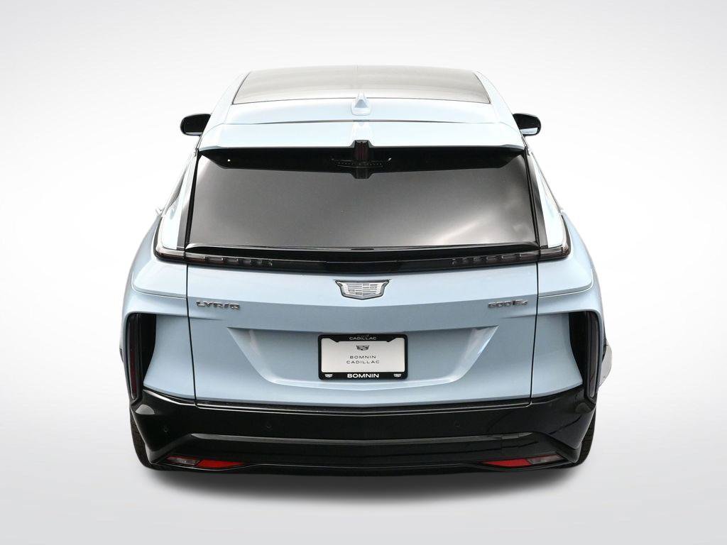 Used 2025 Cadillac Lyriq Sport AWD/4WD image 19
