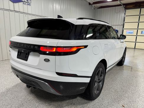 Used 2022 Land Rover Range Rover Velar R-Dynamic S image 3
