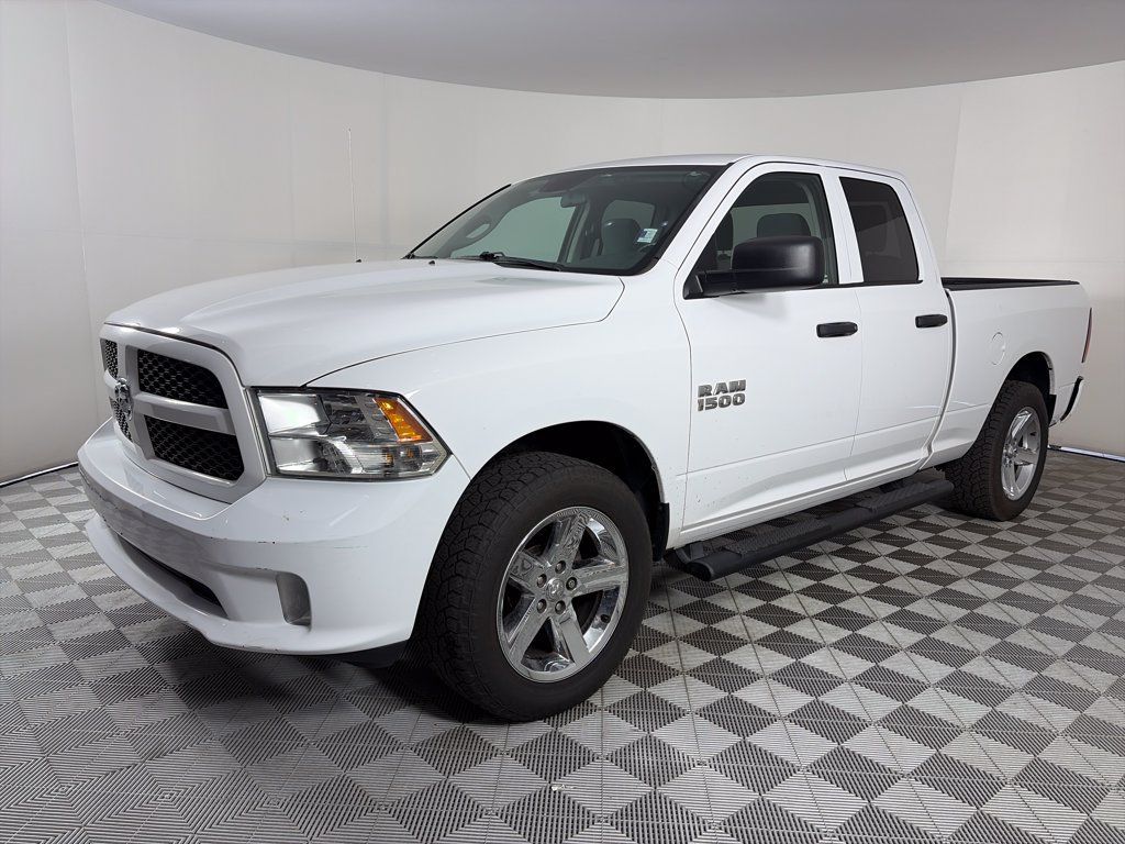 Used 2018 RAM 1500 Express w/ Express Value Package AWD/4WD image 3