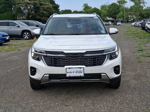 Certified 2026 Kia Seltos EX w/ EX Sunroof Package AWD/4WD image 2