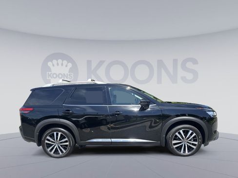 Used 2024 Nissan Pathfinder Platinum w/ Cargo Package AWD/4WD image 8