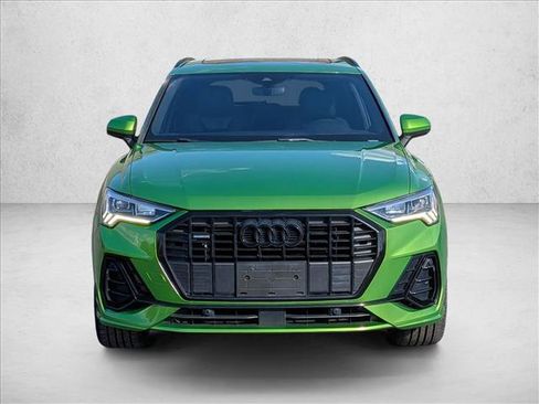 Used 2021 Audi Q3 2.0T Premium Plus w/ Premium Plus Package AWD/4WD image 2