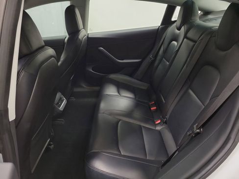 Used 2018 Tesla Model 3 Long Range image 26