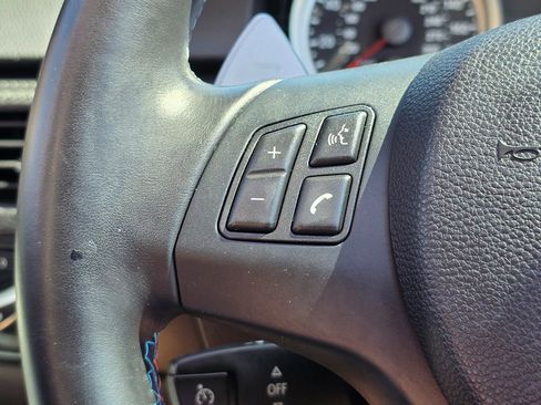 Used 2012 BMW M3 Convertible RWD image 25