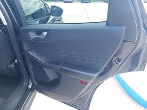 Used 2021 Ford Escape SE w/ SE Sport Appearance Package FWD image 14
