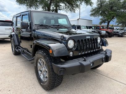 Used 2017 Jeep Wrangler Unlimited Rubicon w/ Connectivity Group