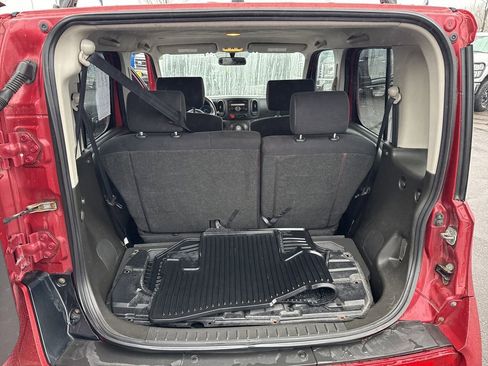 Used 2010 Nissan Cube 1.8 S w/ Interior Illumination Pkg image 12