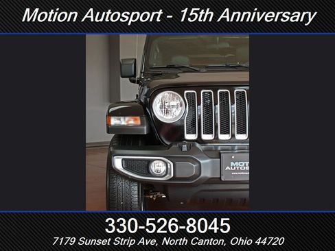 Used 2021 Jeep Wrangler Unlimited Sahara w/ Dual Top Group AWD/4WD image 5