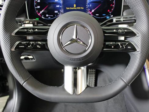 Certified 2026 Mercedes-Benz GLC 300 4MATIC image 17