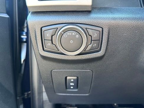 Used 2016 Ford F150 Lariat AWD/4WD image 16