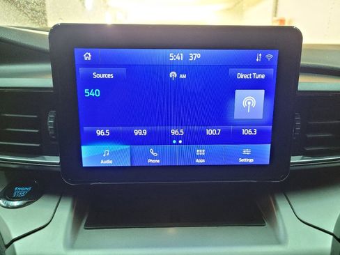 Used 2022 Ford Explorer XLT w/ Equipment Group 202A RWD image 25